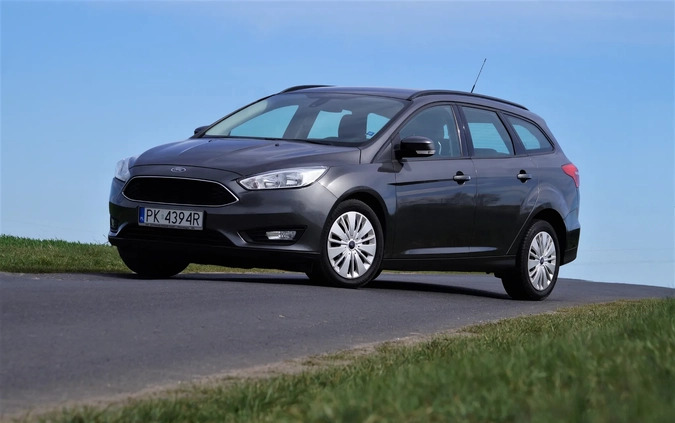 Ford Focus cena 29700 przebieg: 140000, rok produkcji 2015 z Kalisz małe 781